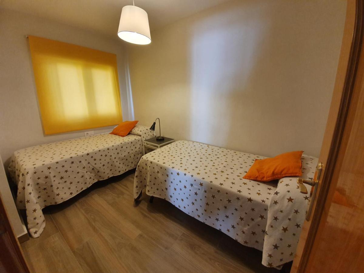 Galvez Flat, At Principal Railway Station In Malaga Lejlighed Eksteriør billede